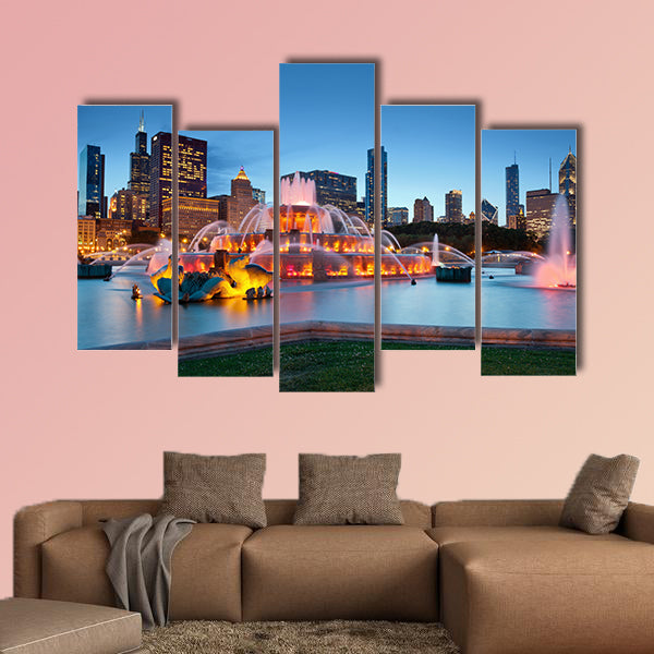 Buckingham Fountain. Image of the Buckingham Fountain wall art