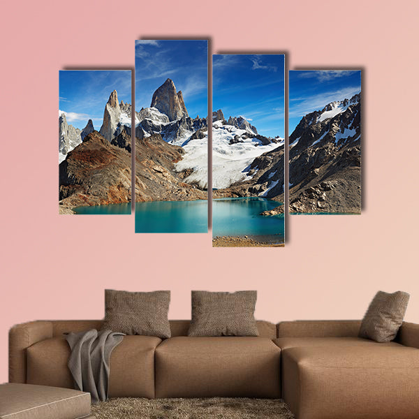 Laguna de Los Tres and mount Fitz Roy, Los Glaciers National Park,