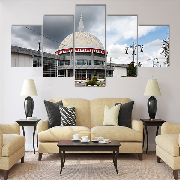 The Royal Regalia Museum of Brunei s capital Bandar Seri Begawan Multi panel canvas wall art