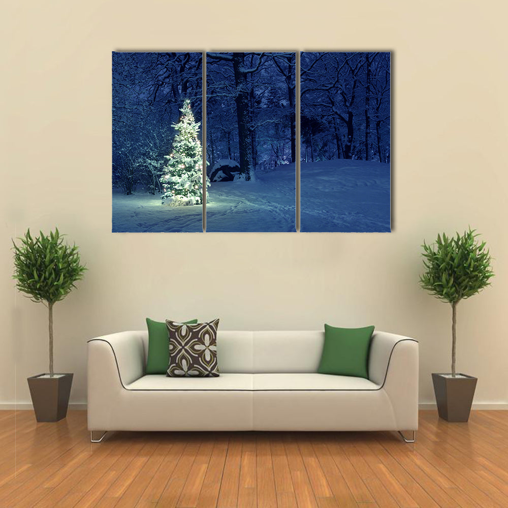 Christmas tree in Snow Multi Panel Canvas Wall Art