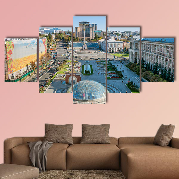Aerial view of Independence Square (Maidan Nezalezhnosti) wall art