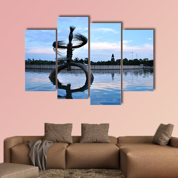 Sculpture of Art multi panel canvas wall art