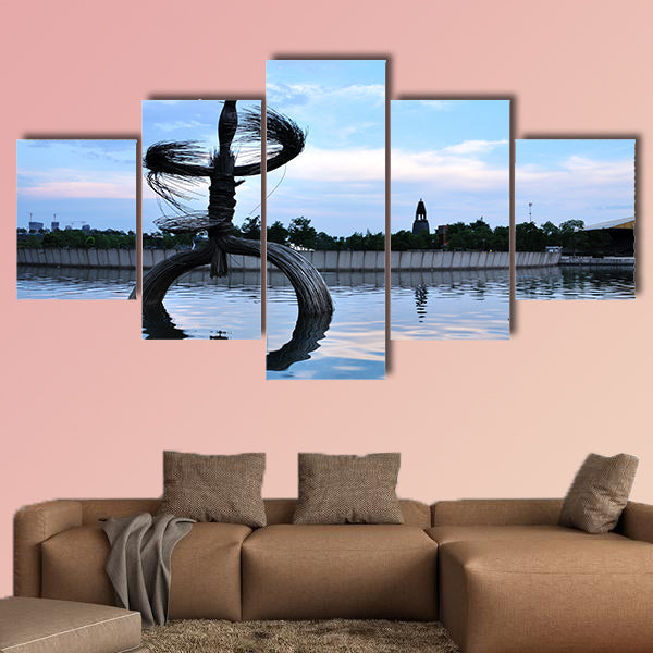 Sculpture of Art multi panel canvas wall art