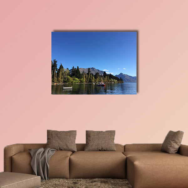 Queenstown Waterfront turquoise crystal clear water