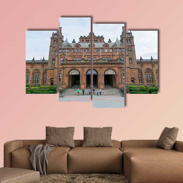 People walking in front of Kelvingrove Art Gallery and Museum in Glasgow