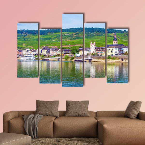  Rudesheim am Rhein, famous town for wine making the canvas wall art