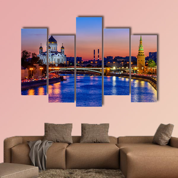 Sunset view of Cathedral of Christ the Savior in Moscow, Russia wall art