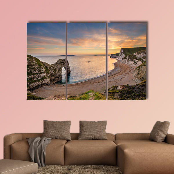 Landscape view of Durdle Door on the Jurassic Coast wall art